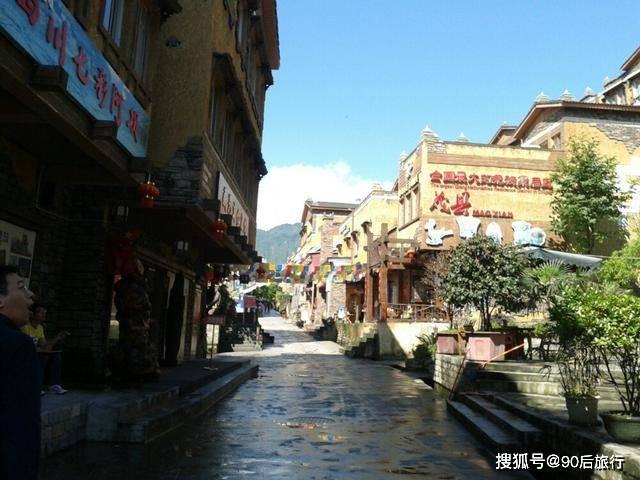 白色情人节：校园迷宫